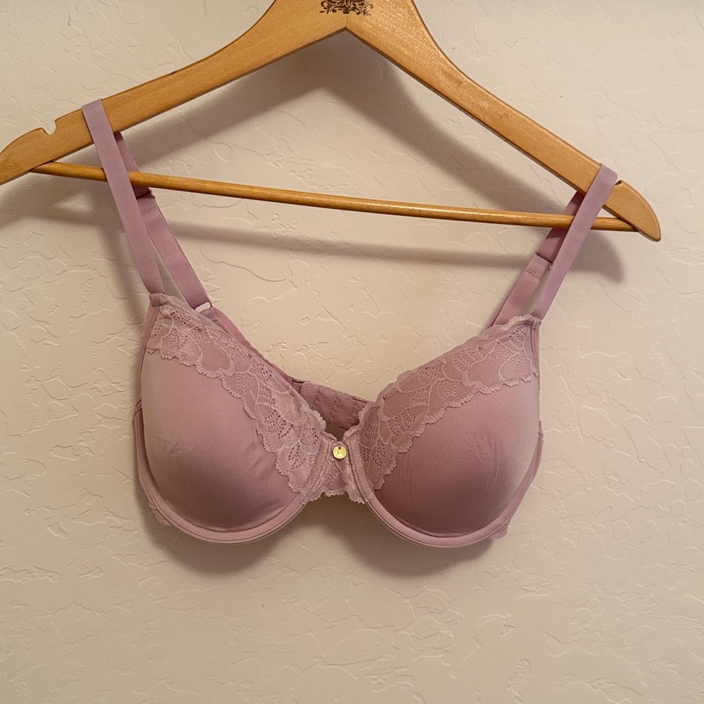 NWT Natori Refined Contour Underwire Bra